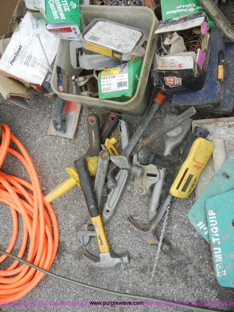 image for item U9906 Assorted equipment