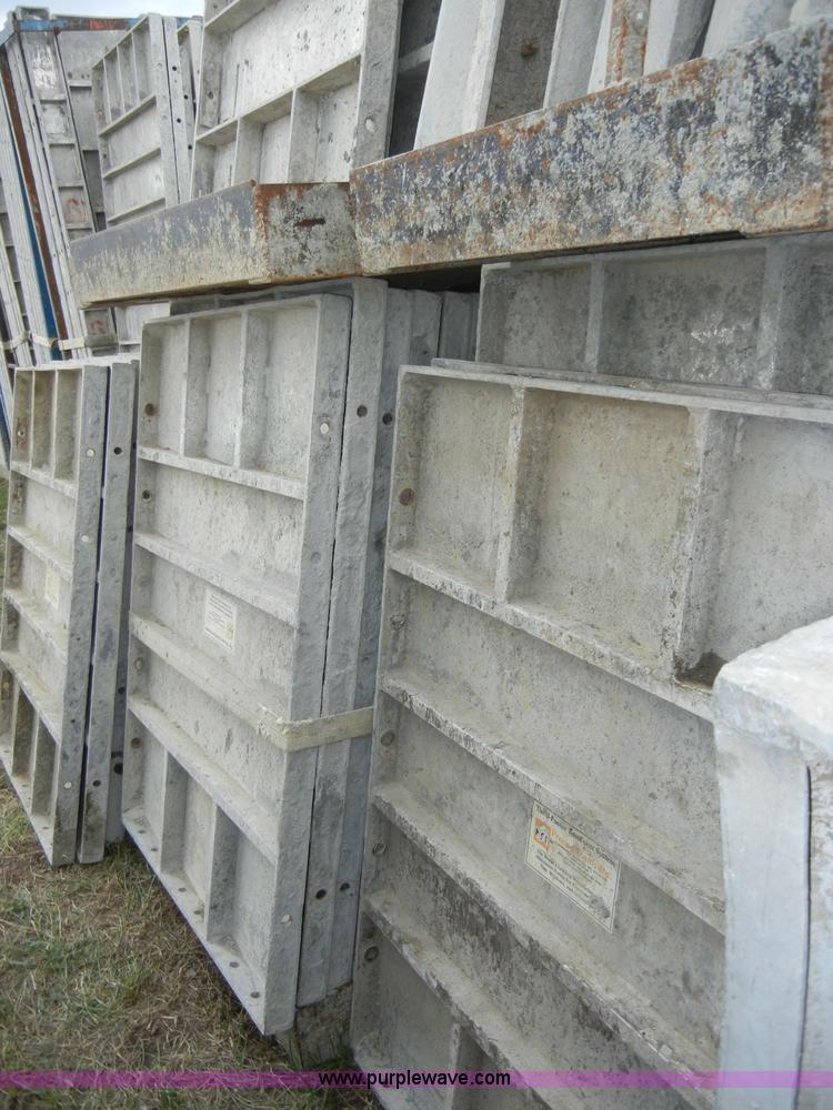 image for item U9907 Assorted 4'L aluminum concrete forms