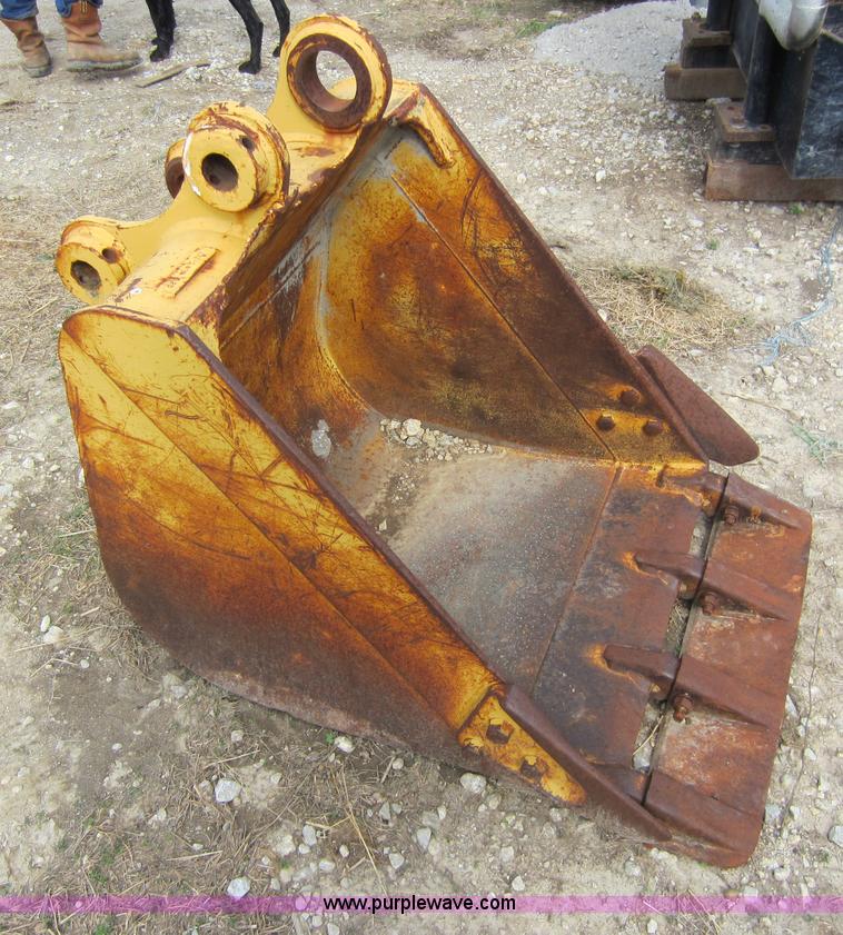 image for item U9999 30" Caterpillar 305 excavator bucket