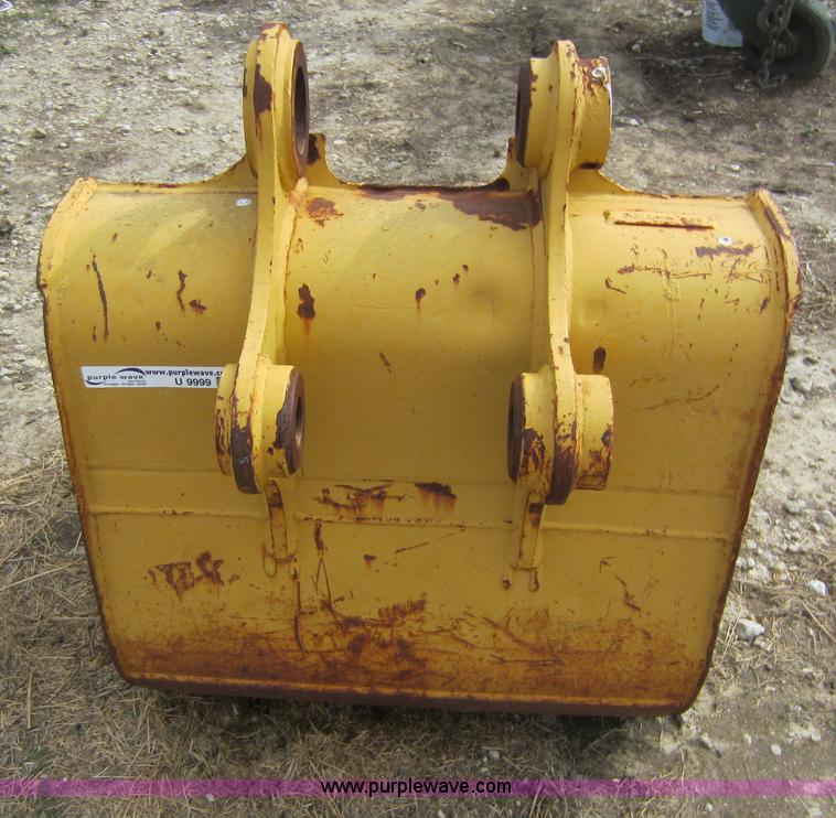 image for item U9999 30" Caterpillar 305 excavator bucket
