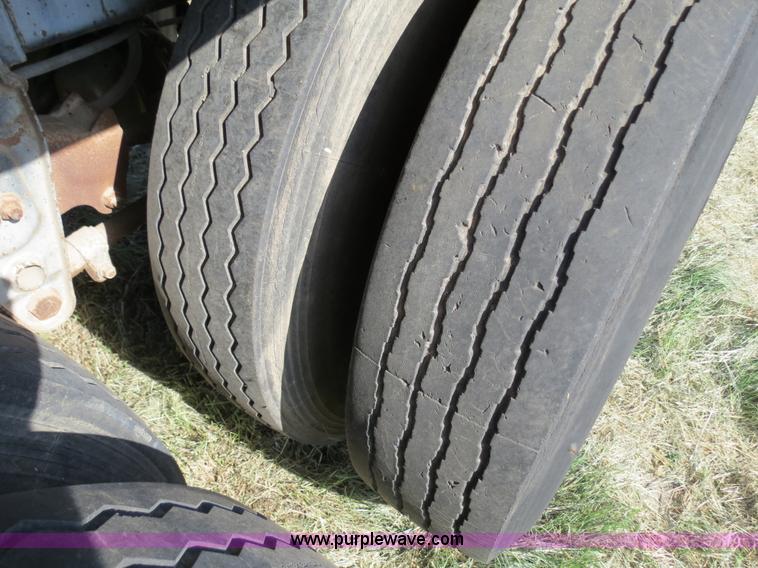 image for item B2337 1977 Kraus 42' aluminum bulk feed trailer