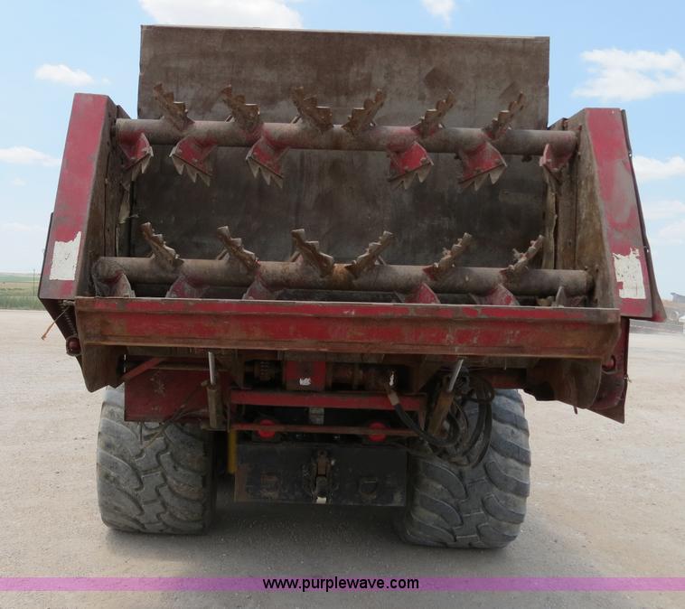 image for item B2423 2007 Sterling L9500 manure spreader truck