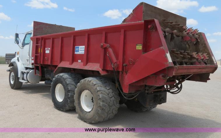 image for item B2423 2007 Sterling L9500 manure spreader truck