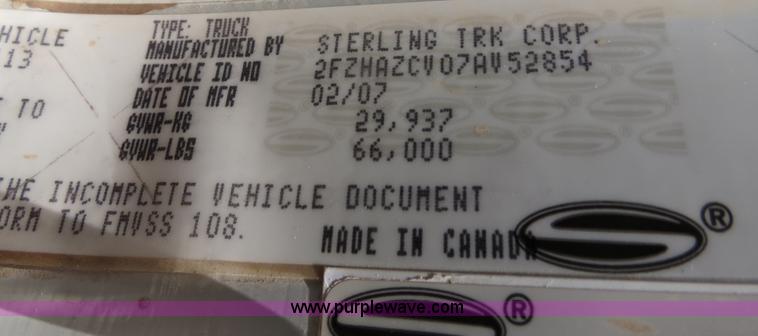 image for item B2423 2007 Sterling L9500 manure spreader truck