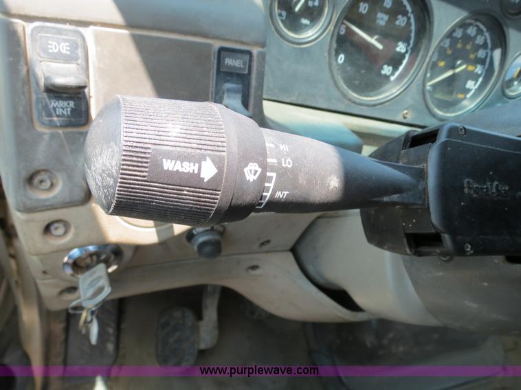 image for item B2423 2007 Sterling L9500 manure spreader truck