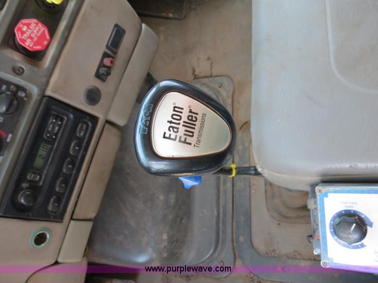 image for item B2423 2007 Sterling L9500 manure spreader truck