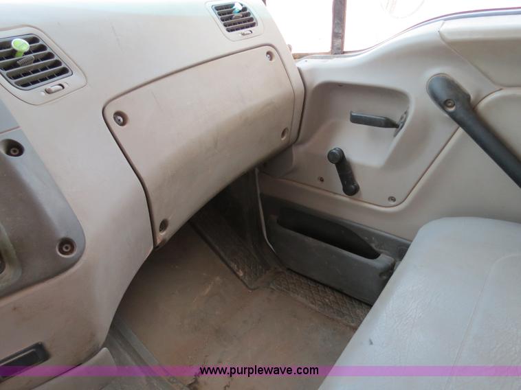 image for item B2423 2007 Sterling L9500 manure spreader truck