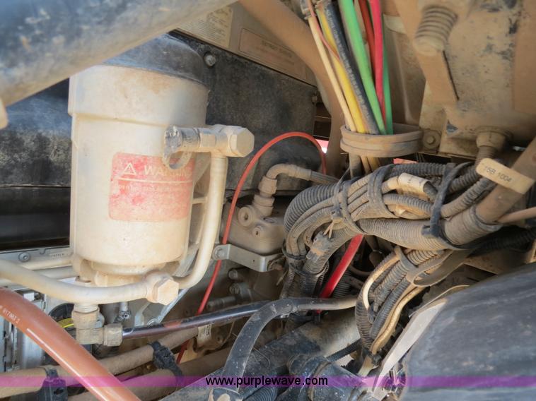 image for item B2423 2007 Sterling L9500 manure spreader truck