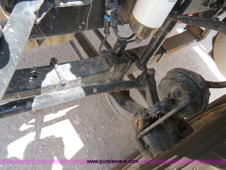 image for item B2423 2007 Sterling L9500 manure spreader truck