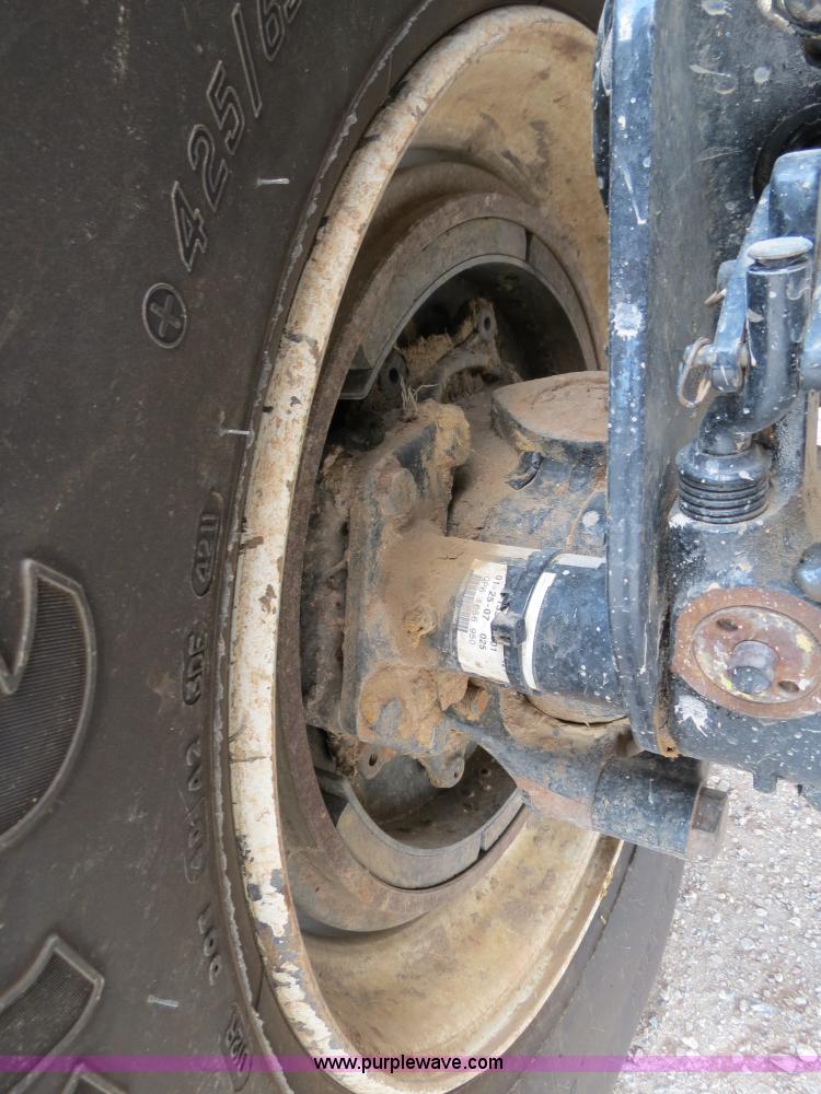 image for item B2423 2007 Sterling L9500 manure spreader truck