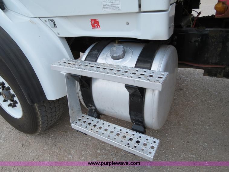 image for item B2423 2007 Sterling L9500 manure spreader truck