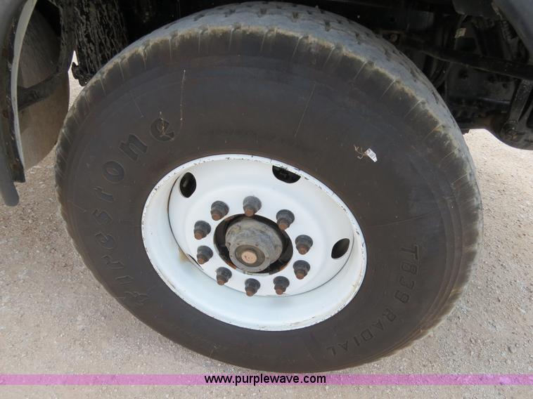 image for item B2423 2007 Sterling L9500 manure spreader truck