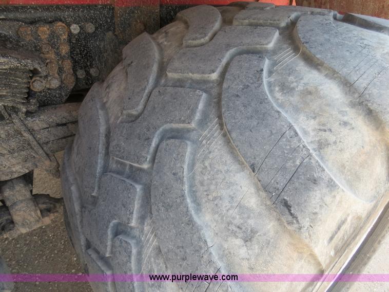 image for item B2423 2007 Sterling L9500 manure spreader truck