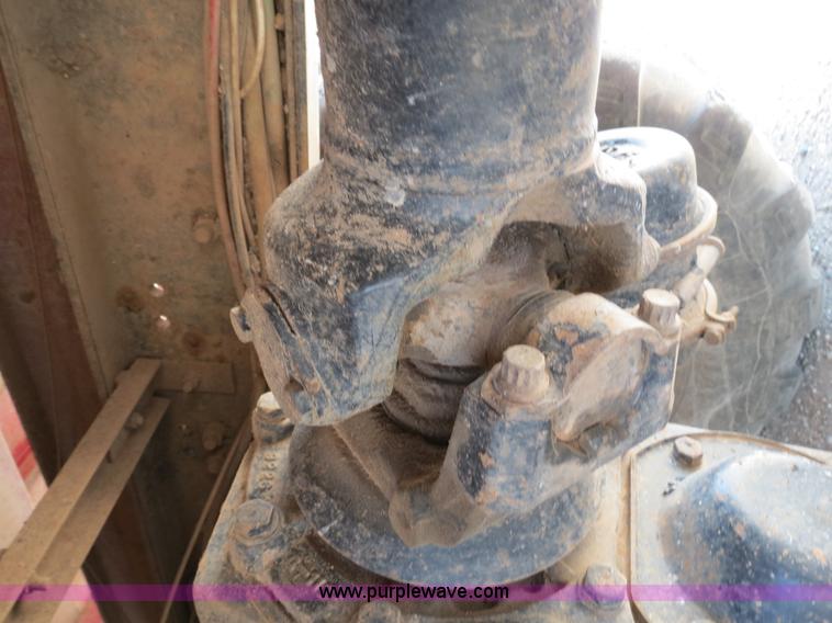 image for item B2423 2007 Sterling L9500 manure spreader truck