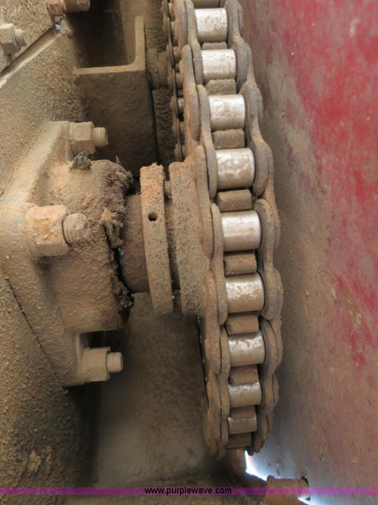 image for item B2423 2007 Sterling L9500 manure spreader truck