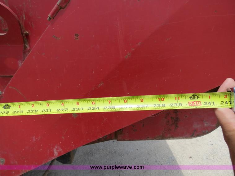 image for item B2423 2007 Sterling L9500 manure spreader truck