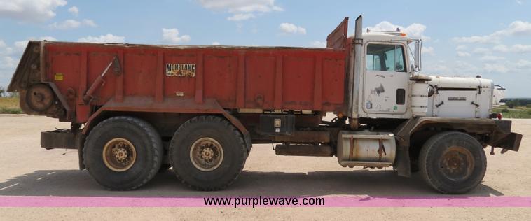 image for item B2428 1983 Kenworth C500 manure spreader truck