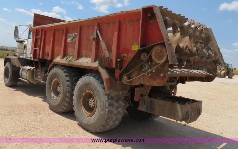 image for item B2428 1983 Kenworth C500 manure spreader truck