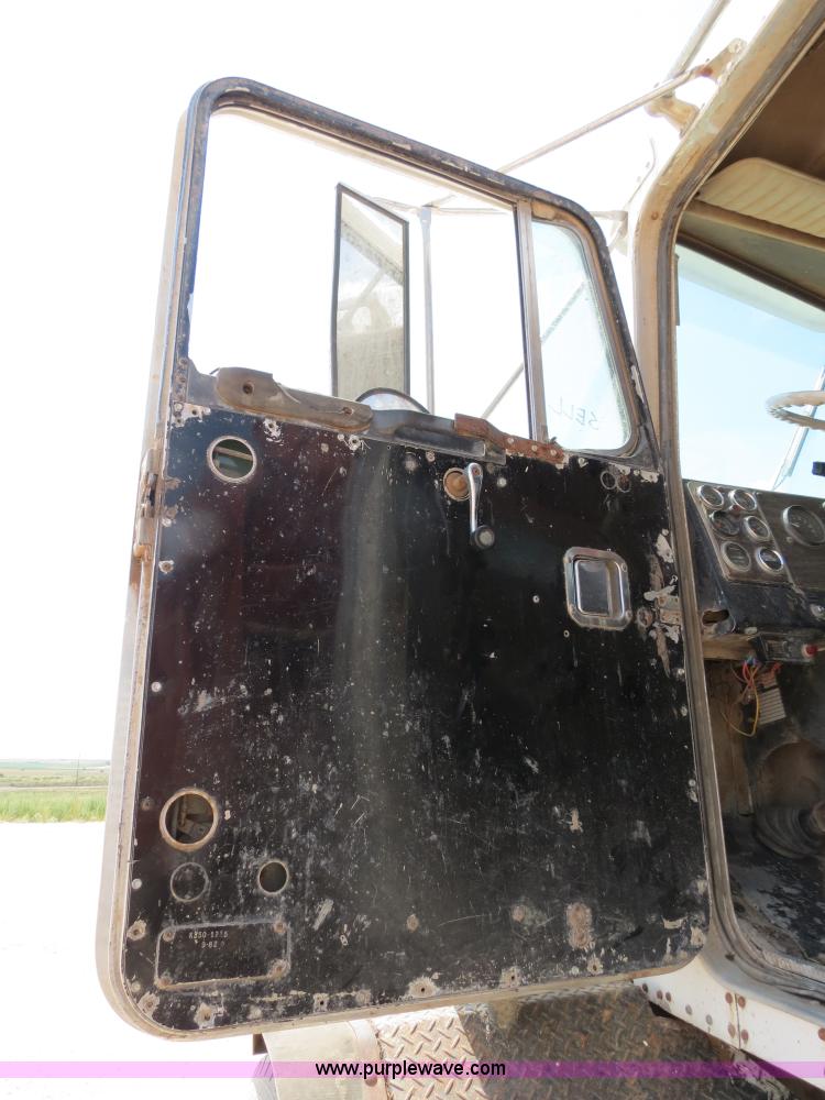 image for item B2428 1983 Kenworth C500 manure spreader truck