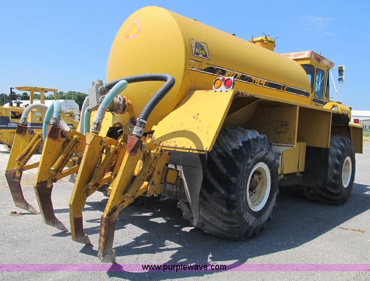 image for item B2737 1985 Ag-Chem Big A 4500 floater