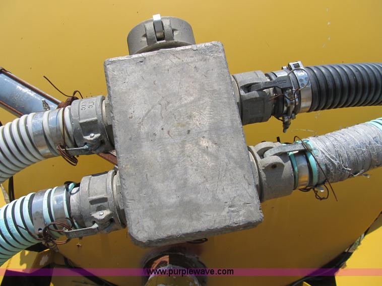 image for item B2737 1985 Ag-Chem Big A 4500 floater