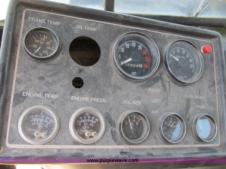 image for item B2737 1985 Ag-Chem Big A 4500 floater