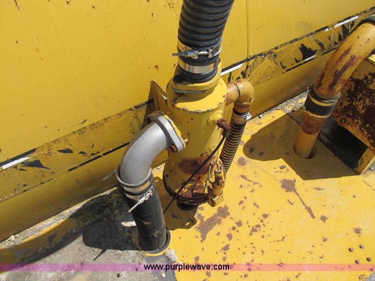 image for item B2737 1985 Ag-Chem Big A 4500 floater