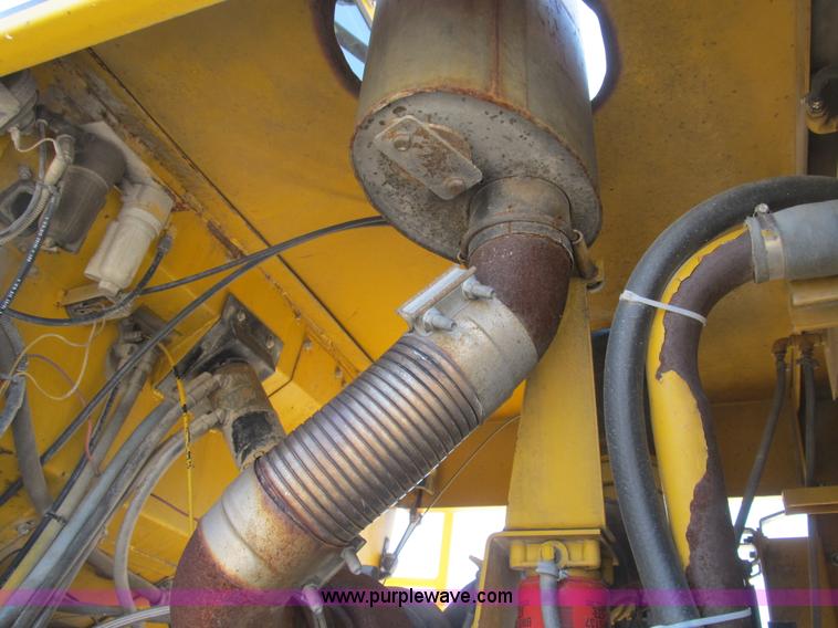 image for item B2737 1985 Ag-Chem Big A 4500 floater