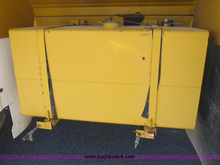 image for item B2737 1985 Ag-Chem Big A 4500 floater