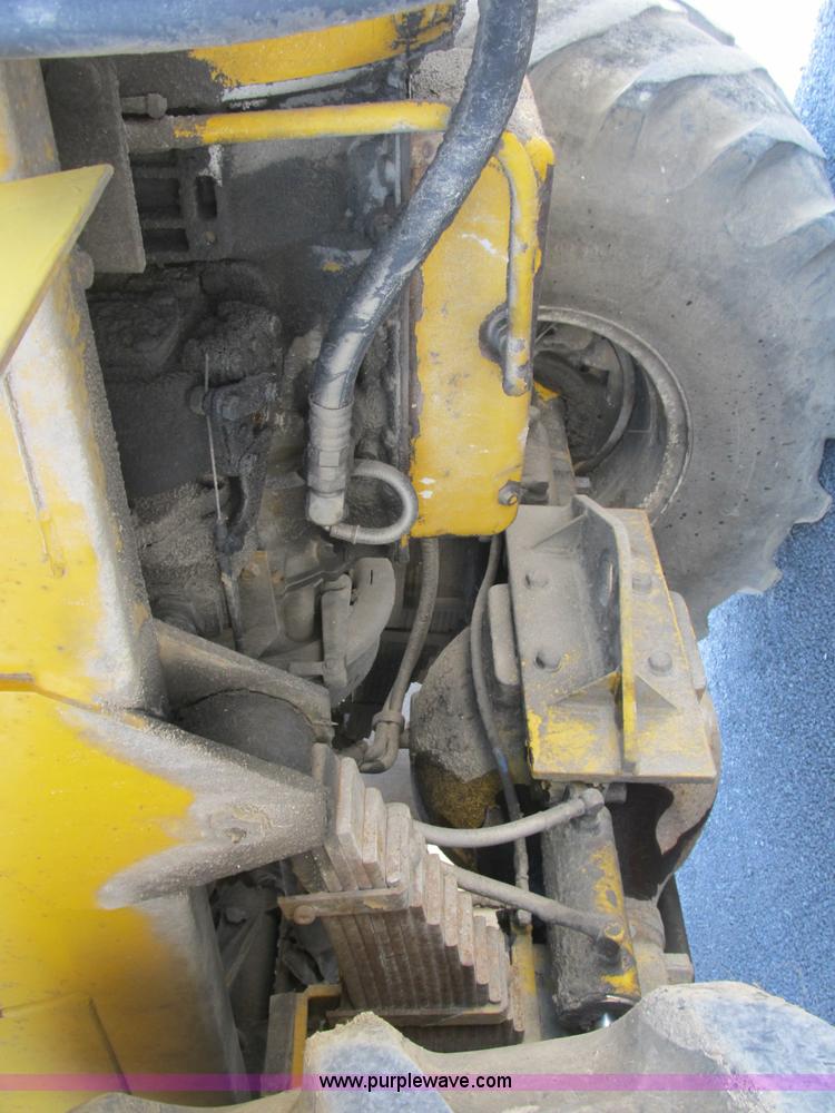 image for item B2737 1985 Ag-Chem Big A 4500 floater