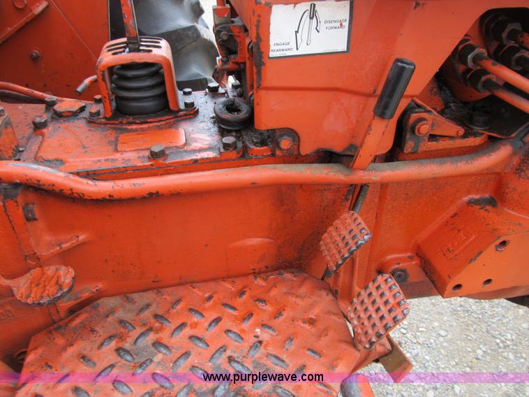 image for item B2754 Allis-Chalmers 160 tractor
