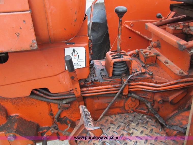 image for item B2754 Allis-Chalmers 160 tractor