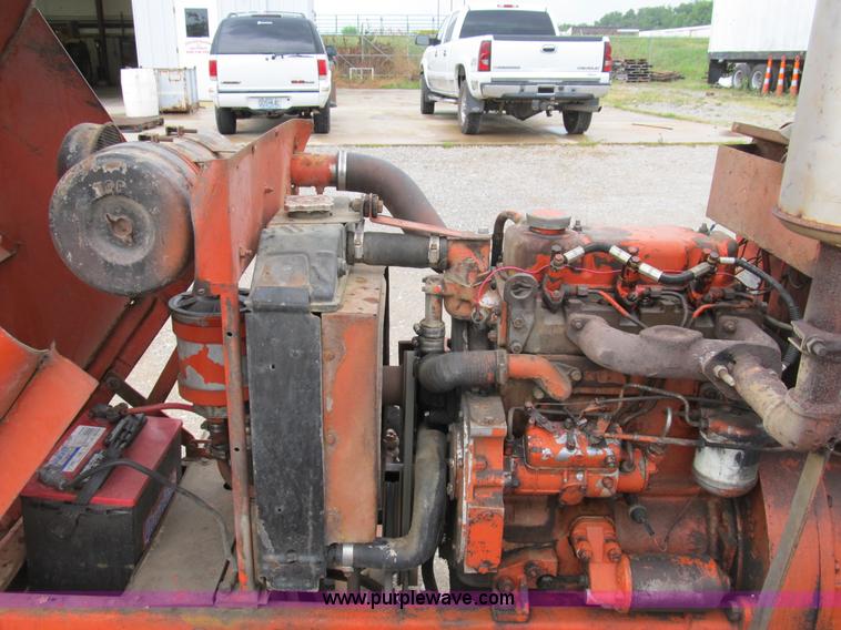 image for item B2754 Allis-Chalmers 160 tractor