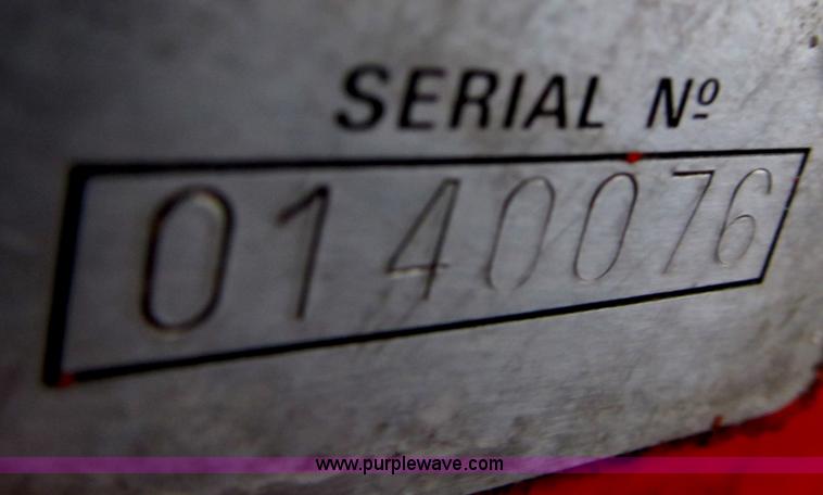 image for item B2754 Allis-Chalmers 160 tractor