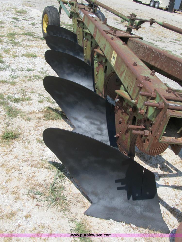 image for item B2770 John Deere A1450 5x18 bottom plow