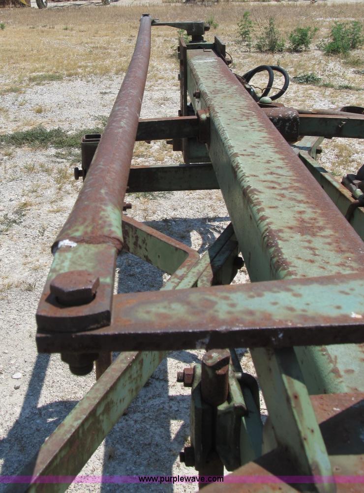 image for item B2770 John Deere A1450 5x18 bottom plow