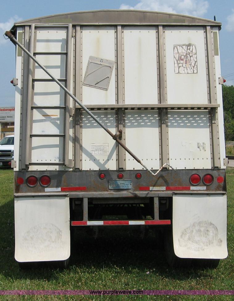 image for item B6397 1998 Merritt aluminum grain trailer
