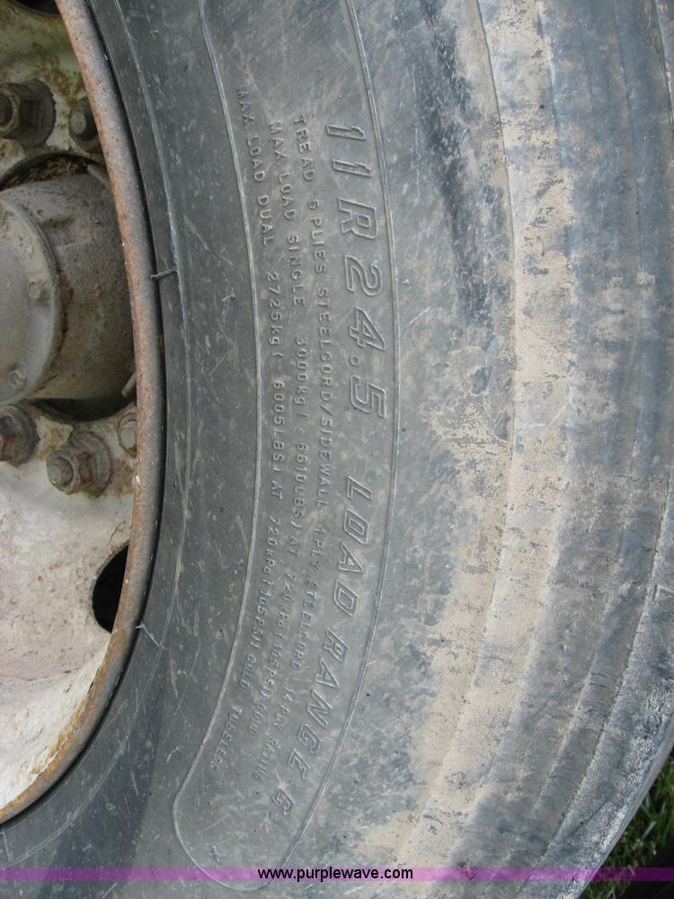 image for item B6397 1998 Merritt aluminum grain trailer