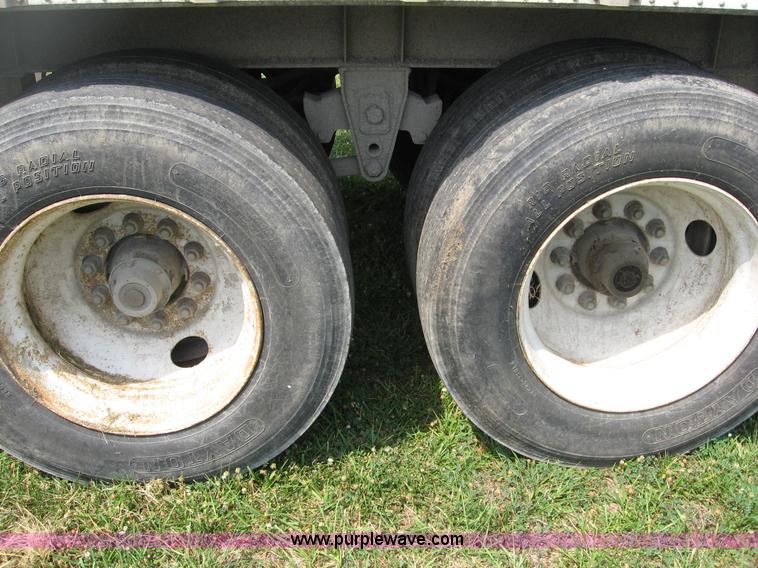 image for item B6397 1998 Merritt aluminum grain trailer