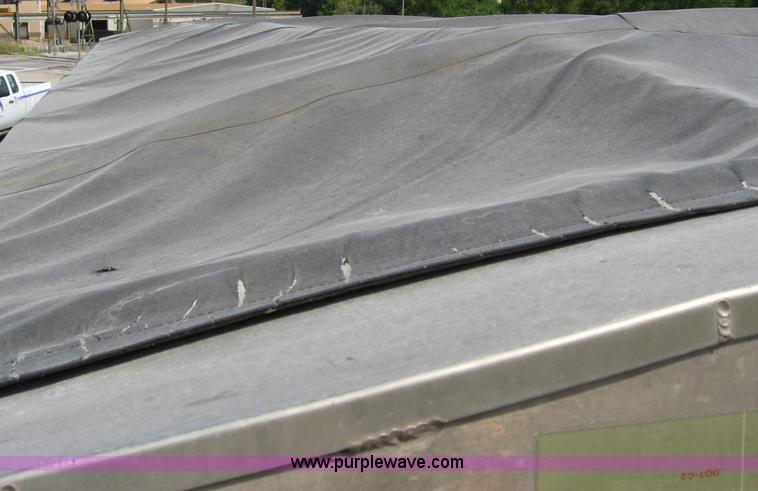 image for item B6397 1998 Merritt aluminum grain trailer