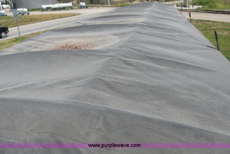 image for item B6397 1998 Merritt aluminum grain trailer