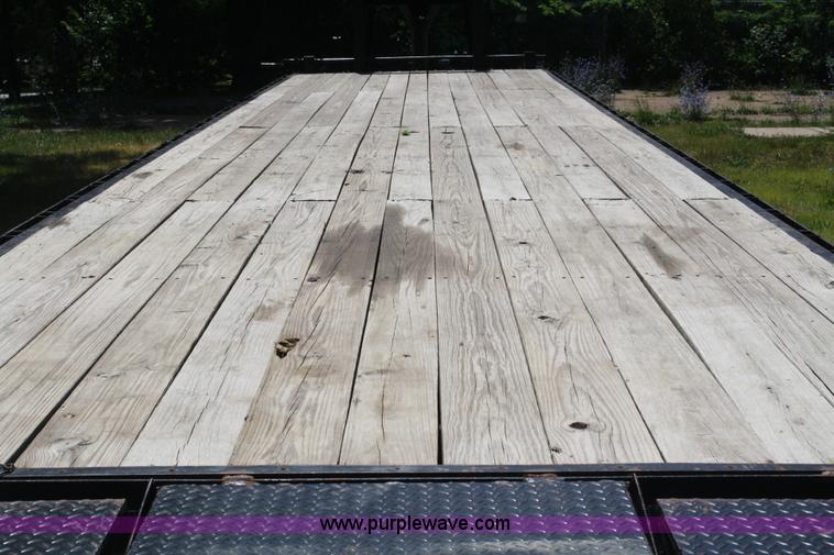 image for item B6693 2008 H & H double axle gooseneck trailer