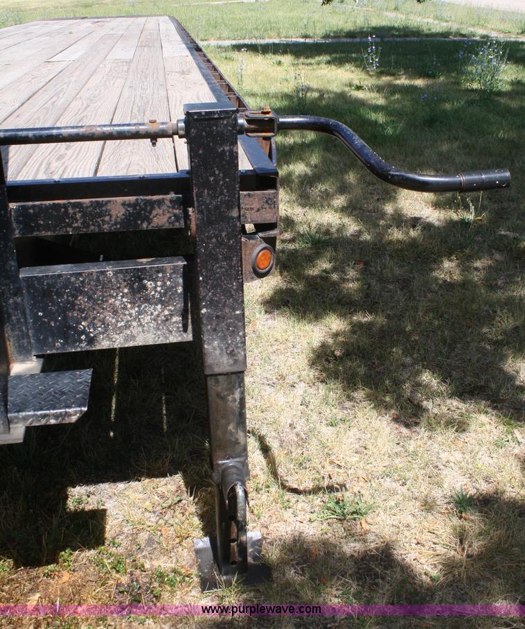 image for item B6693 2008 H & H double axle gooseneck trailer