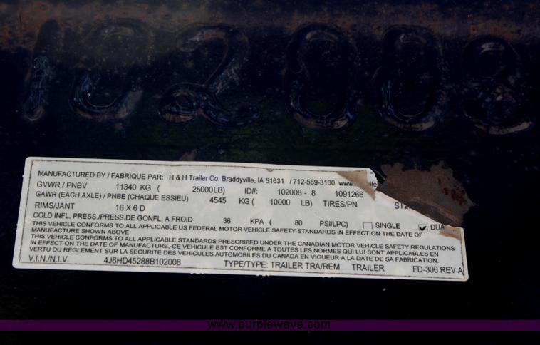 image for item B6693 2008 H & H double axle gooseneck trailer