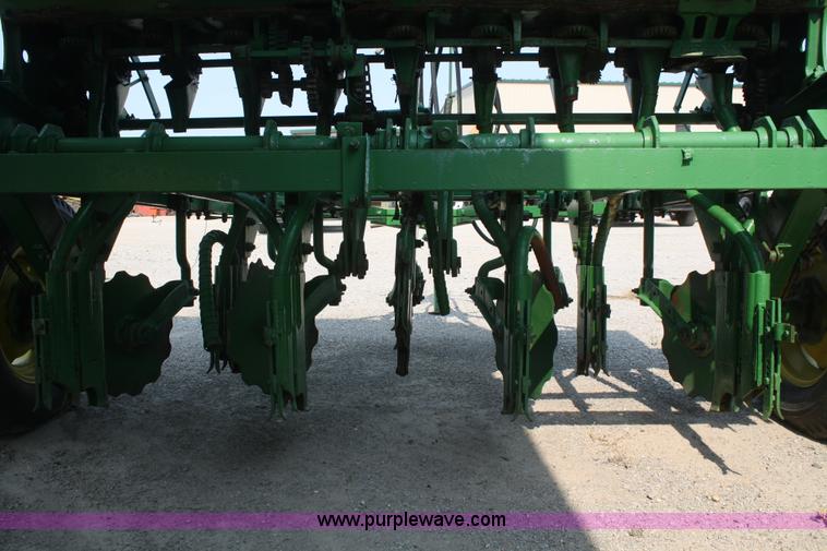 image for item B6844 John Deere GL drill