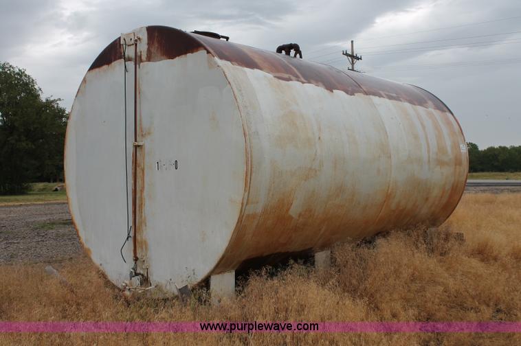 image for item C2543 Approximately 5,000 gallon tank
