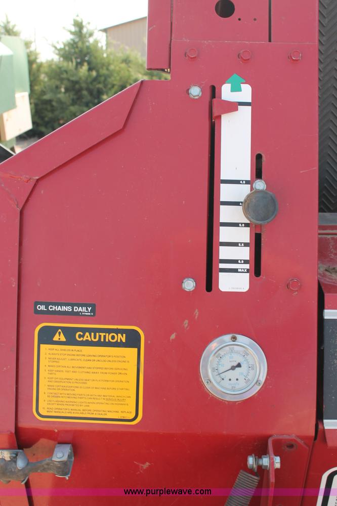 image for item C2588 Case IH 8465 round baler