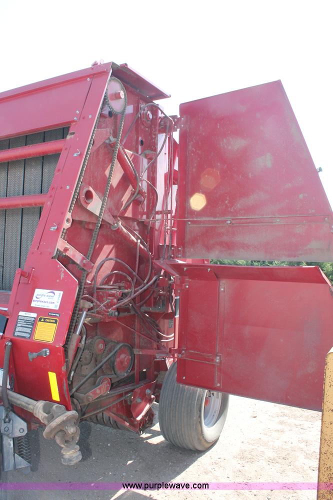 image for item C2588 Case IH 8465 round baler