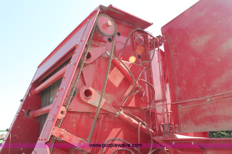 image for item C2588 Case IH 8465 round baler
