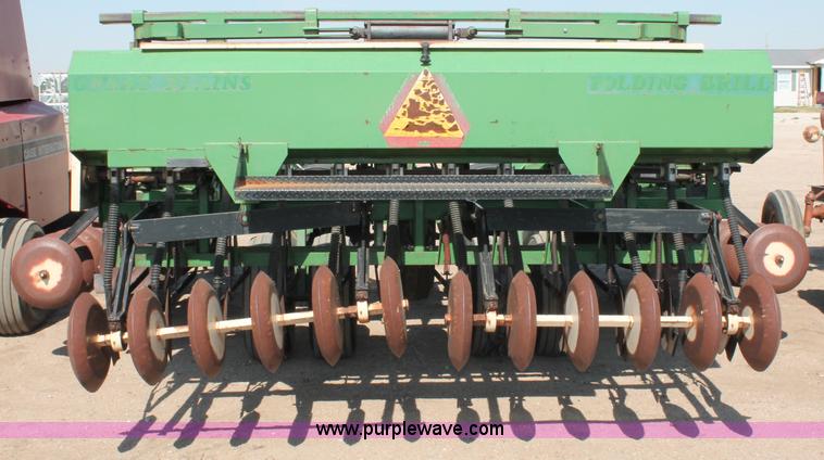 image for item C2589 1981 Great Plains 3610 30' folding drill